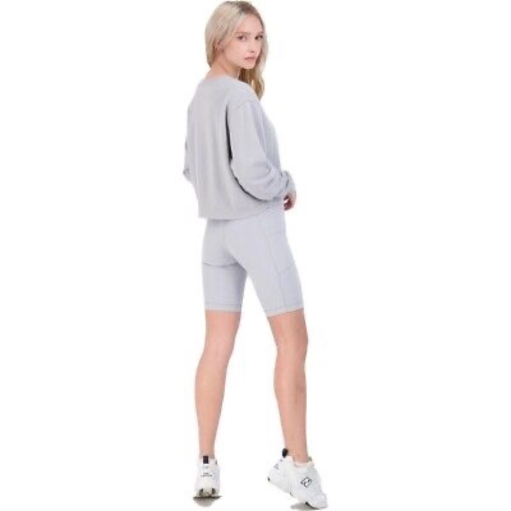 NWT 90 Degrees by Reflex Cropped Crewneck and Bike Shorts Grey